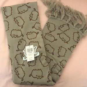 ❗️FINAL SALE❗️Pusheen scarf